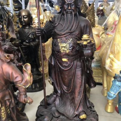 紫铜关公持刀景观铜雕