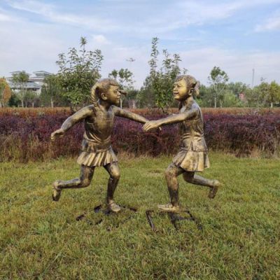 儿童嬉戏人物铜雕