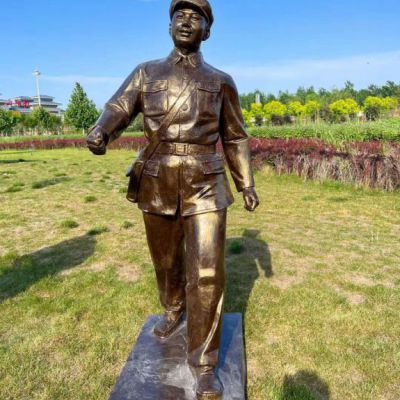 雷锋精神人物景观铜雕